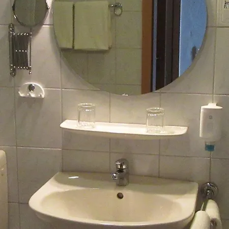 Neuenkirchener Hof Otel 3*