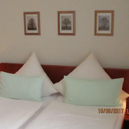 Neuenkirchener Hof 3*